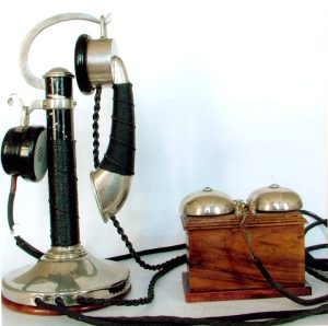 Telefon cu baterie centrală, Franța, 1920