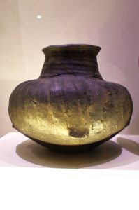Vas globular de lut ars, Epoca fierului